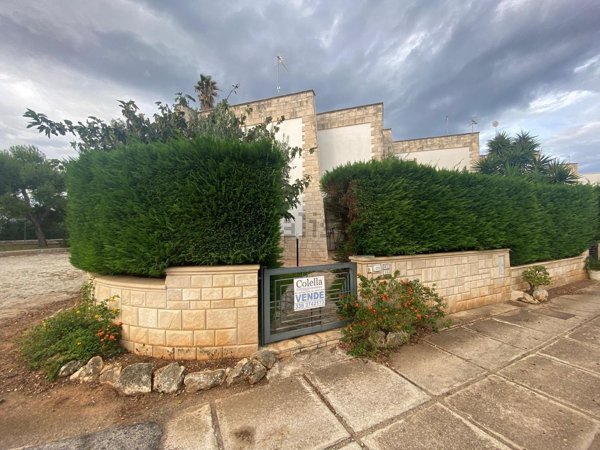 casa indipendente in vendita a Carovigno