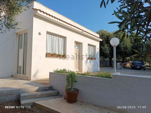 casa indipendente in vendita a Carovigno