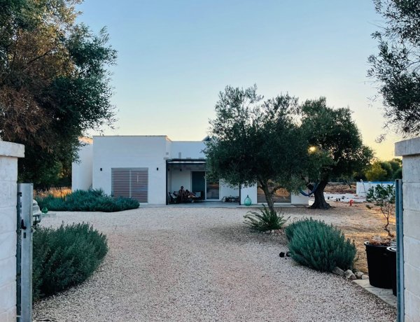 casa indipendente in vendita a Carovigno