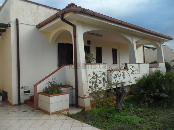 casa indipendente in vendita a Carovigno