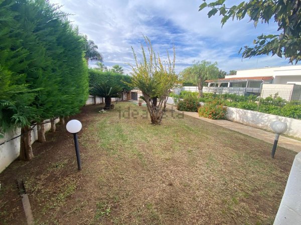 casa indipendente in vendita a Carovigno