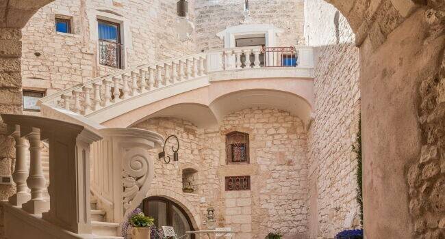 intera palazzina in vendita a Carovigno