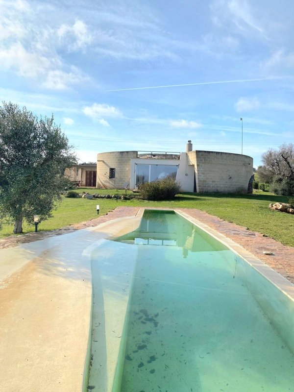 casa indipendente in vendita a Carovigno