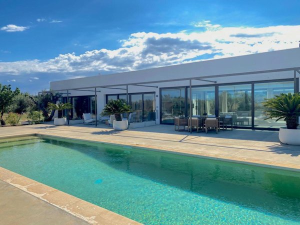 casa indipendente in vendita a Carovigno