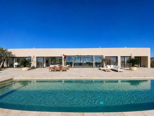 casa indipendente in vendita a Carovigno