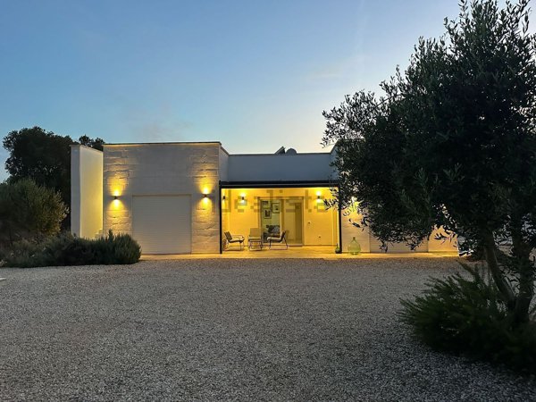 casa indipendente in vendita a Carovigno