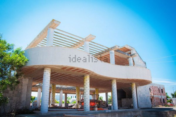 casale in vendita a Carovigno