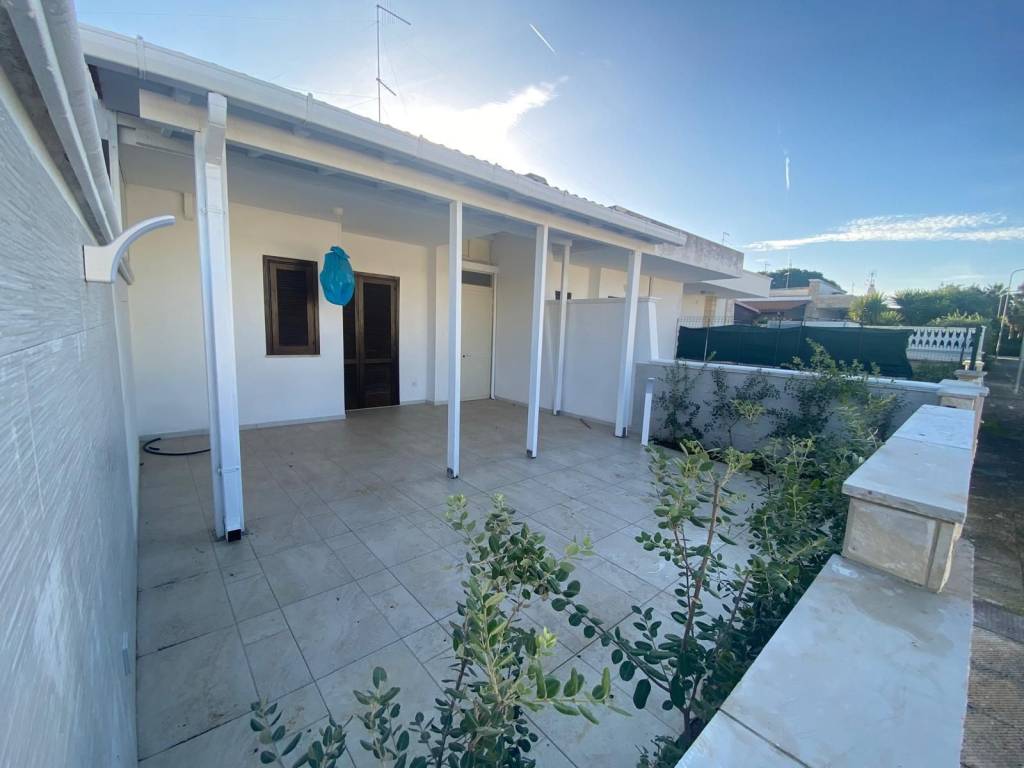 casa indipendente in vendita a Carovigno