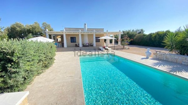 casa indipendente in vendita a Carovigno