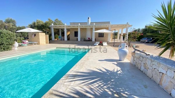 casa indipendente in vendita a Carovigno