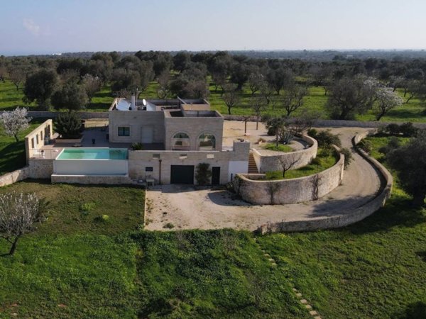 casa indipendente in vendita a Carovigno