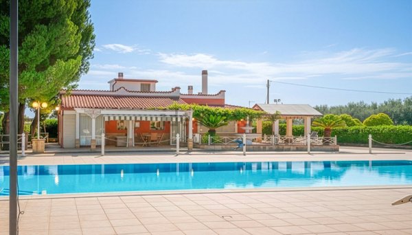 casa indipendente in vendita a Carovigno in zona Serranova