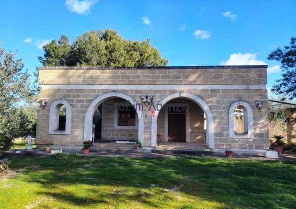 casa indipendente in vendita a Carovigno