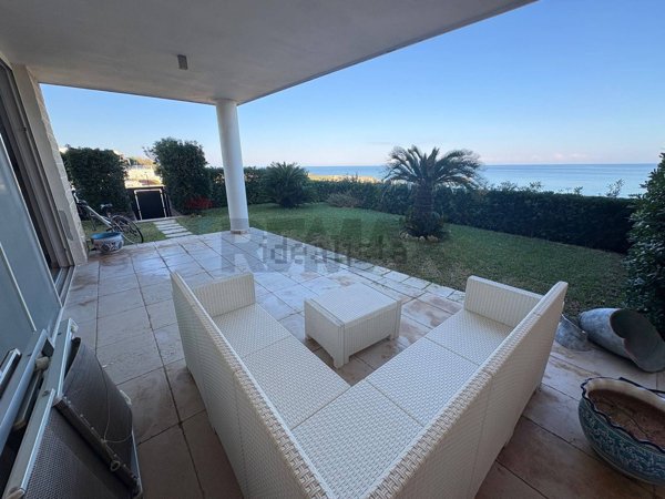 casa indipendente in vendita a Carovigno