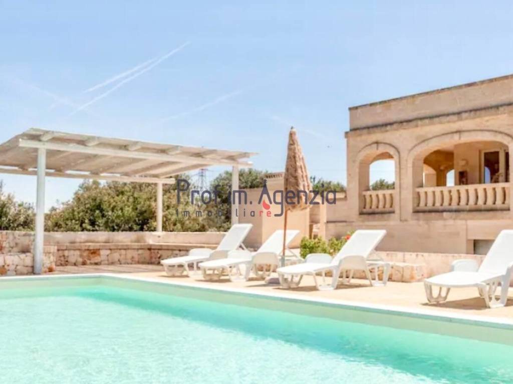 casa indipendente in vendita a Carovigno