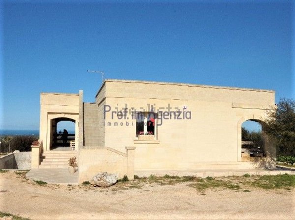 casa indipendente in vendita a Carovigno