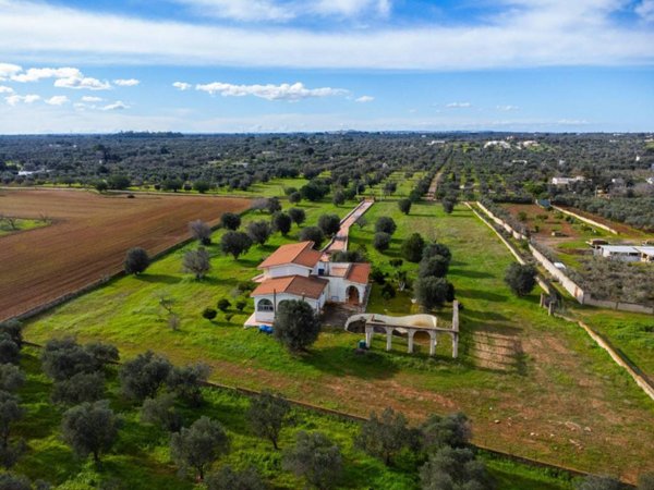 casa indipendente in vendita a Carovigno