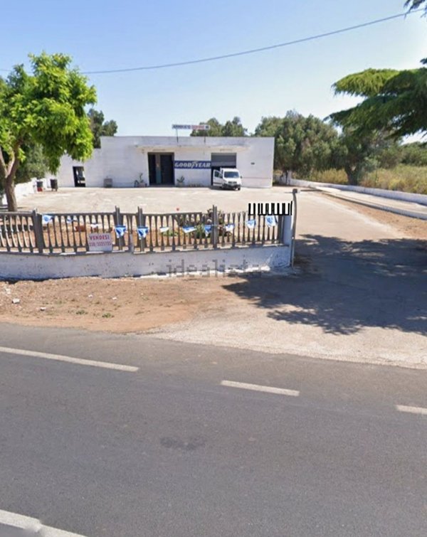 locale commerciale in vendita a Carovigno