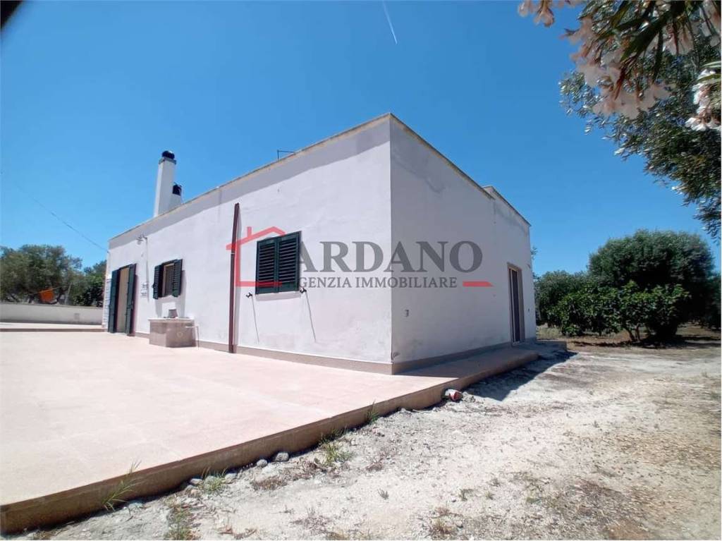 casa indipendente in vendita a Carovigno