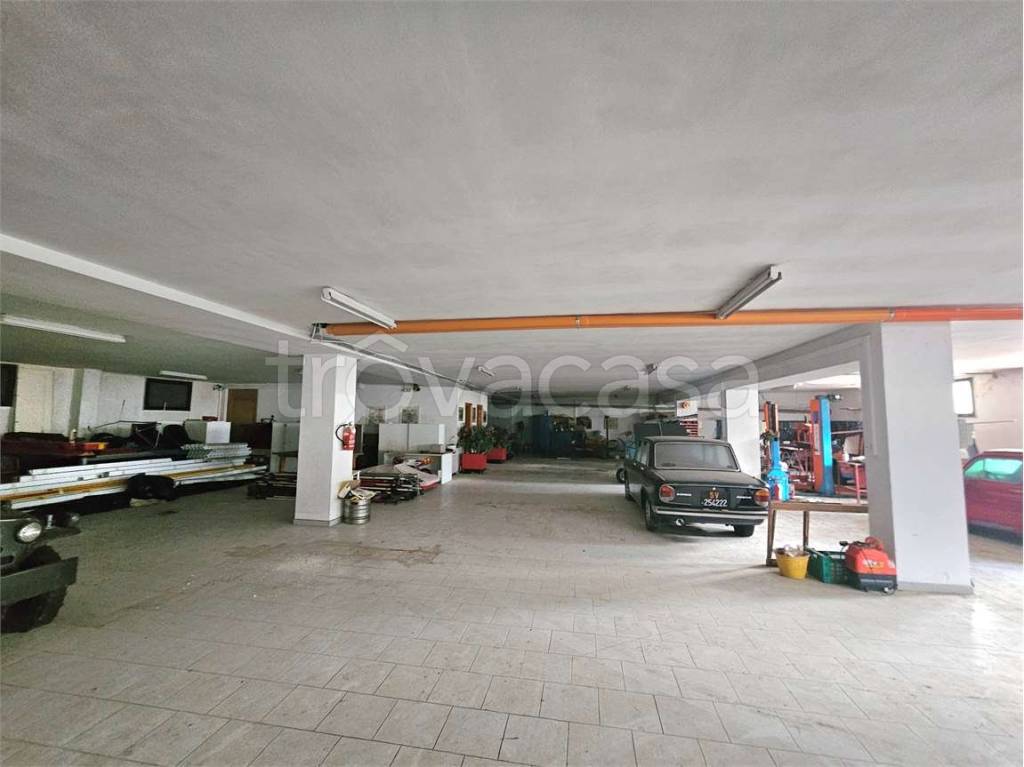 locale commerciale in vendita a Carovigno