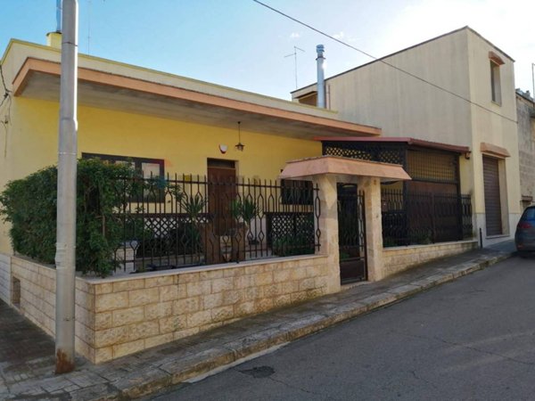 casa indipendente in vendita a Carovigno