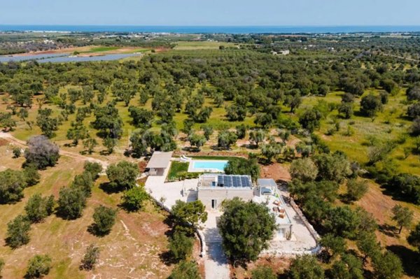 casa indipendente in vendita a Carovigno