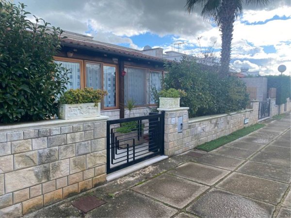 casa indipendente in vendita a Carovigno