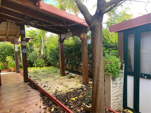 casa indipendente in vendita a Carovigno