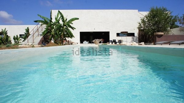 casa indipendente in vendita a Carovigno