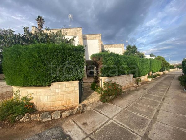 casa indipendente in vendita a Carovigno