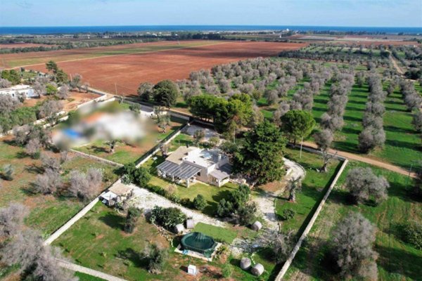 casa indipendente in vendita a Carovigno