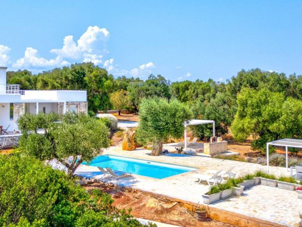 casa indipendente in vendita a Carovigno