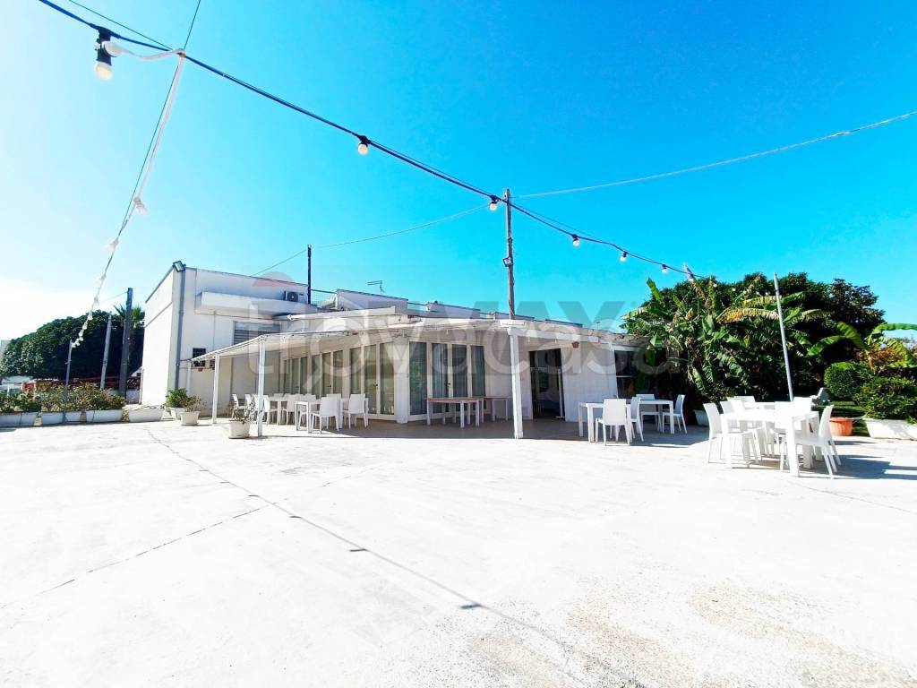 negozio in vendita a Carovigno