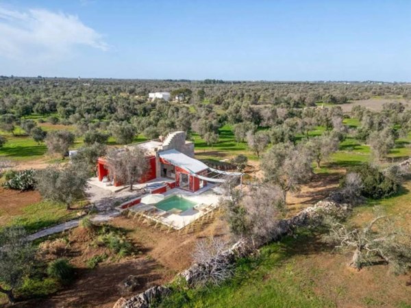 casa indipendente in vendita a Carovigno in zona Serranova