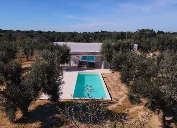 casa indipendente in vendita a Carovigno