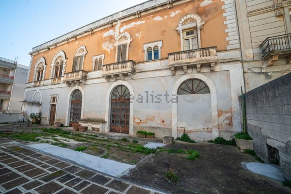 casa indipendente in vendita a Carovigno