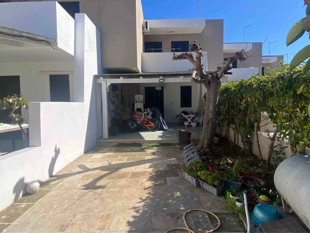 casa indipendente in vendita a Carovigno