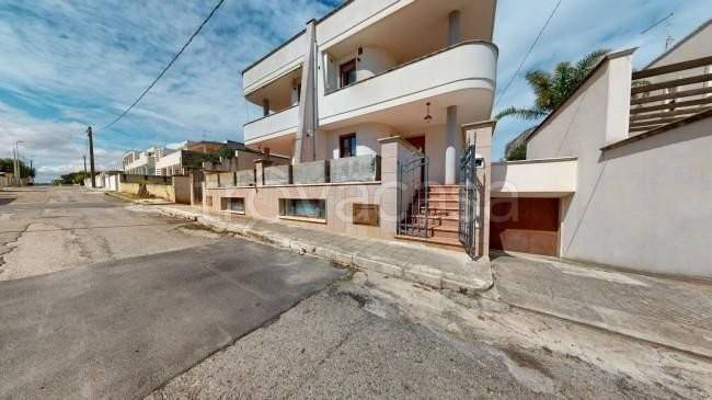 appartamento in vendita a Carovigno in zona Torre Santa Sabina