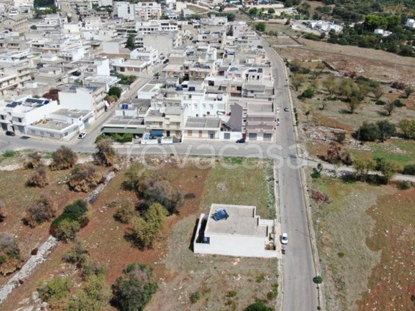 locale commerciale in vendita a Carovigno