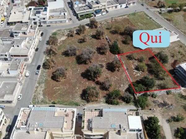 locale commerciale in vendita a Carovigno