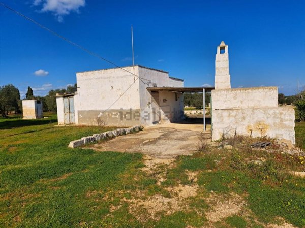 casale in vendita a Carovigno