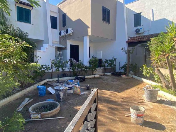 casa indipendente in vendita a Carovigno