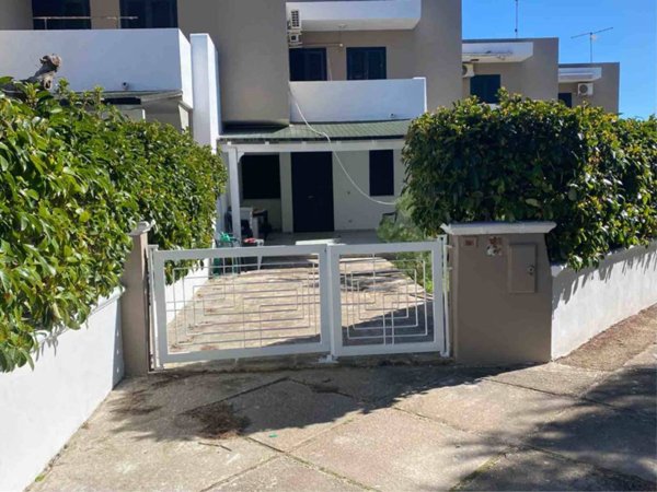 casa indipendente in vendita a Carovigno