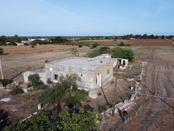 casa indipendente in vendita a Carovigno