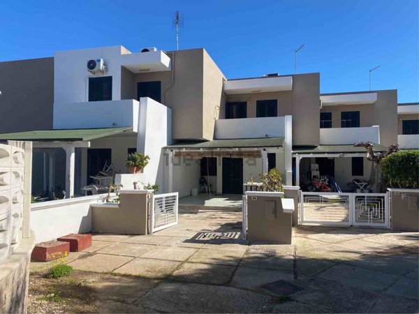 casa indipendente in vendita a Carovigno