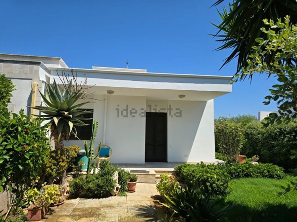 casa indipendente in vendita a Carovigno