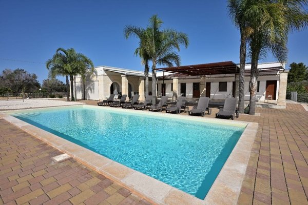 casa indipendente in vendita a Carovigno