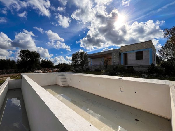 casa indipendente in vendita a Carovigno