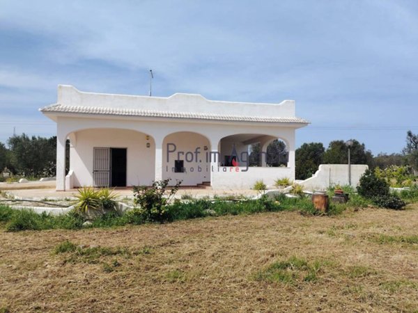 casa indipendente in vendita a Carovigno