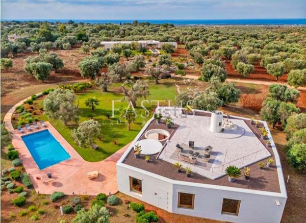 villa in vendita a Carovigno